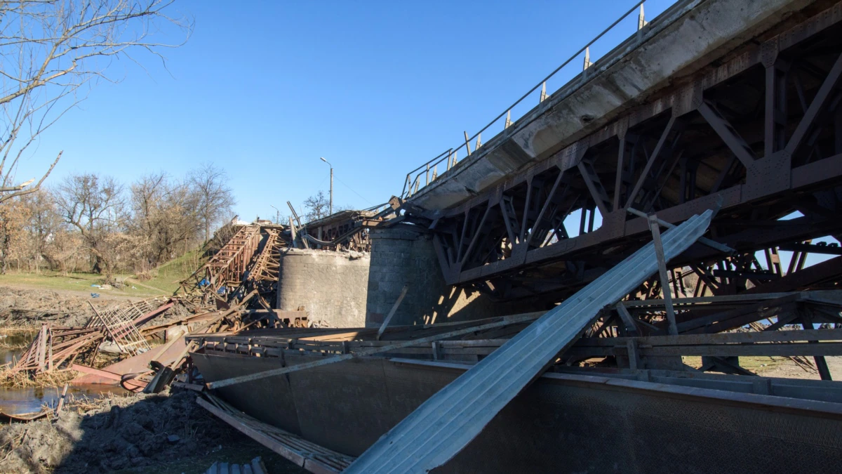 Міст на Київщині, де блискавка влучила у заміновану опору, почали ремонтувати – «Укравтодор»