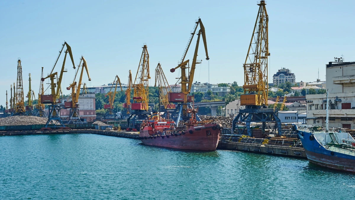 Росія атакувала порт в Одесі крилатими ракетами. У МЗС України відреагували