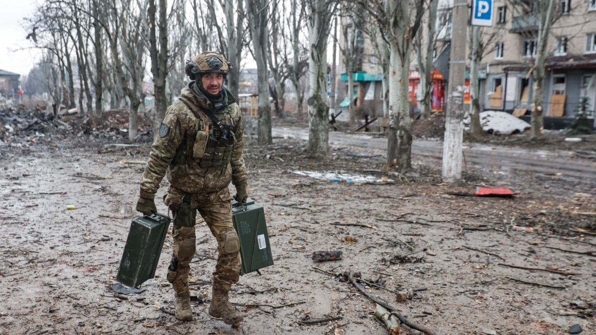 Українські військові відбили атаки армії РФ під Бахмутом – зведення Генштабу
