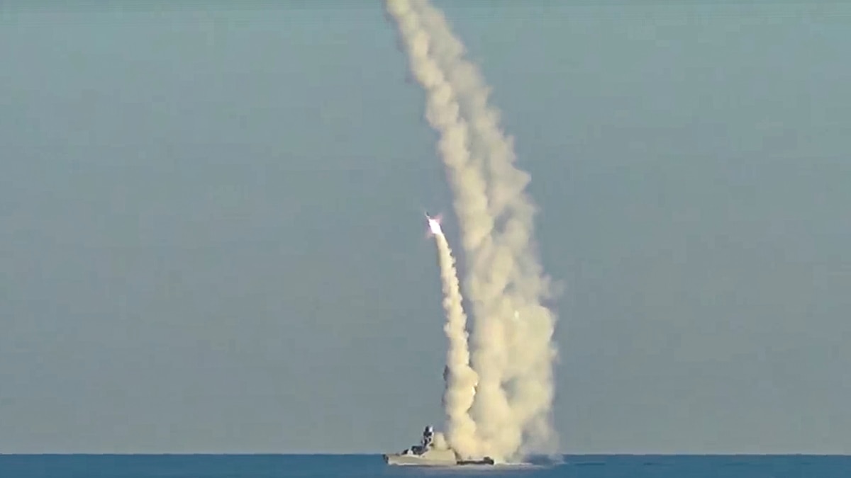 Росія тримає в Чорному морі 16 «Калібрів» – ОК «Південь»