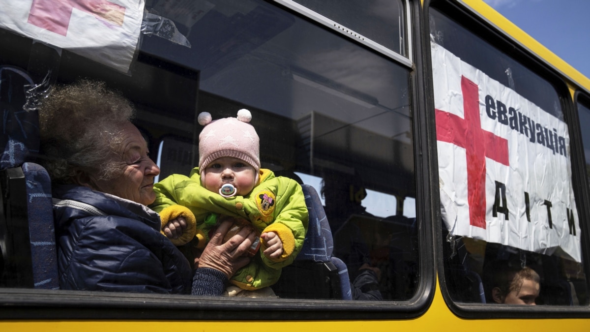 Із Харківської області евакуювали ще 17 людей, серед них є діти – поліція