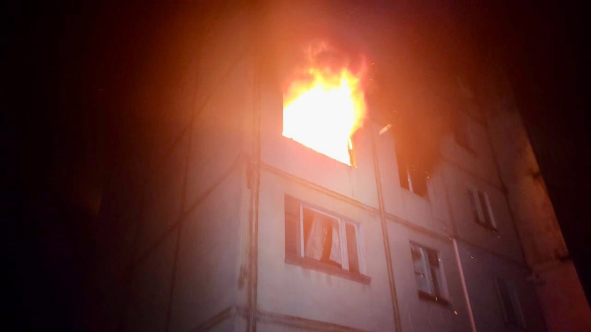 У Харкові «шахеди» влучили по АЗС, горить 14 приватних будинків – Синєгубов