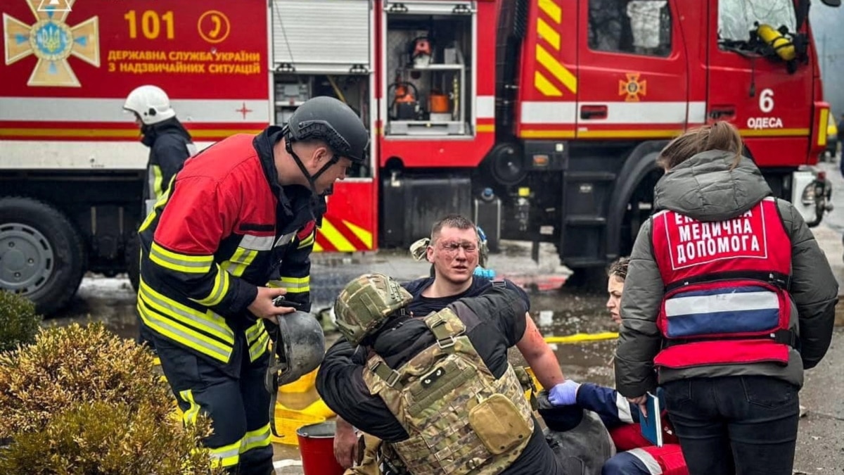 Війська РФ вночі вдарили по пожежно-рятувальному підрозділу на Харківщині – ДСНС