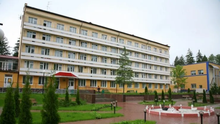 До Білорусі вивезли дітей з окупованого Антрацита на «оздоровлення»