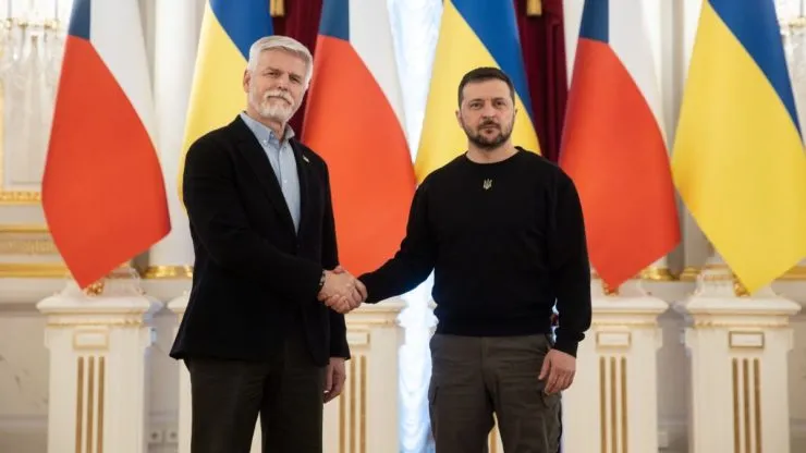 Зеленський та Павел обговорили відкриття офісу у Чехії