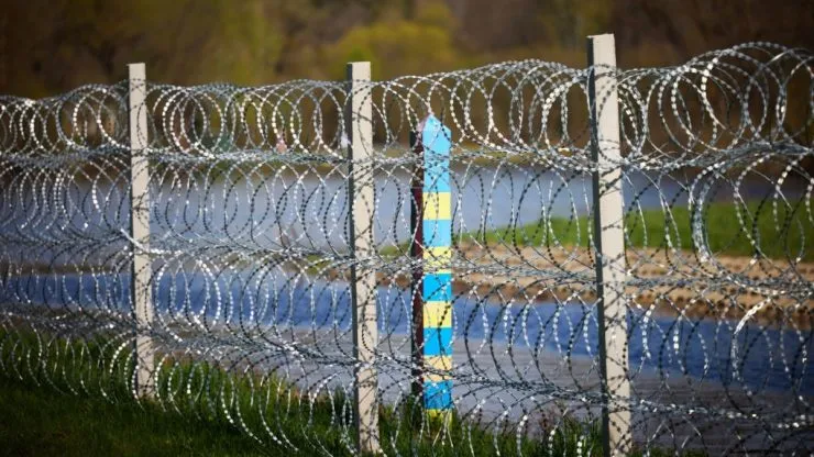 Зміни в правилах перетину кордону для чоловіків 18-25 років під час війни