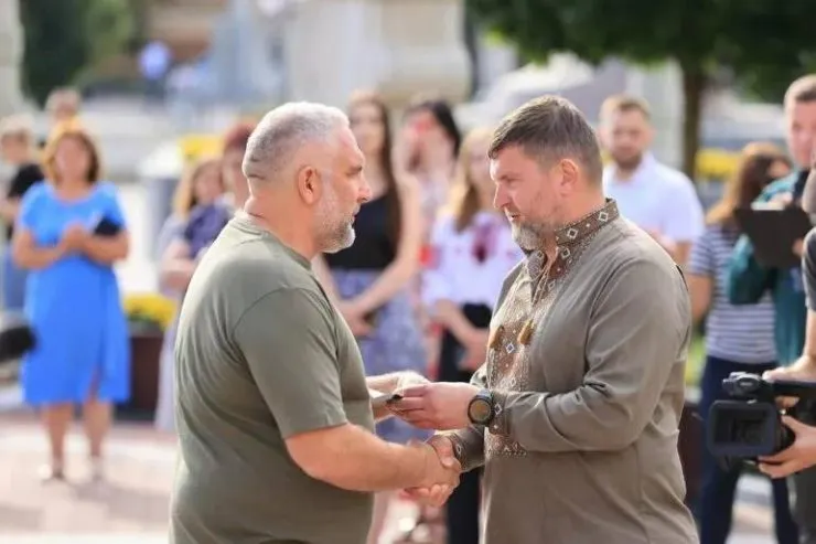 Мера Ірпеня звинуватили у підробці документів благодійного фонду для виїзду ухилянтів