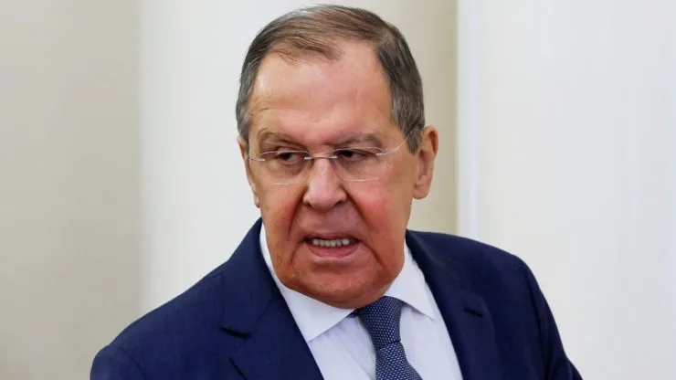 Лавров вимагає від України Херсон та Запоріжжя, використовуючи псевдоправовий підхід
