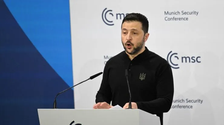 Зеленський готовий обговорювати вибори, але українці їх не хочуть