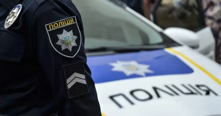 В Киеве задержали двух подростков за нападение на военнослужащего в Гидропарке