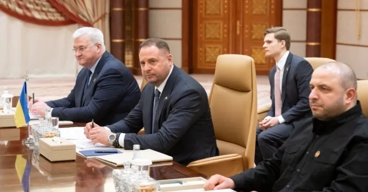 Ермак анонсировал встречу с союзниками в Париже вместе с Сибигой и Умеровым