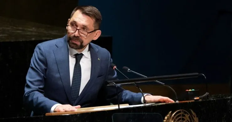Мінкульт звернеться до СБУ через виступ Валерії на тлі зруйнованих будівель