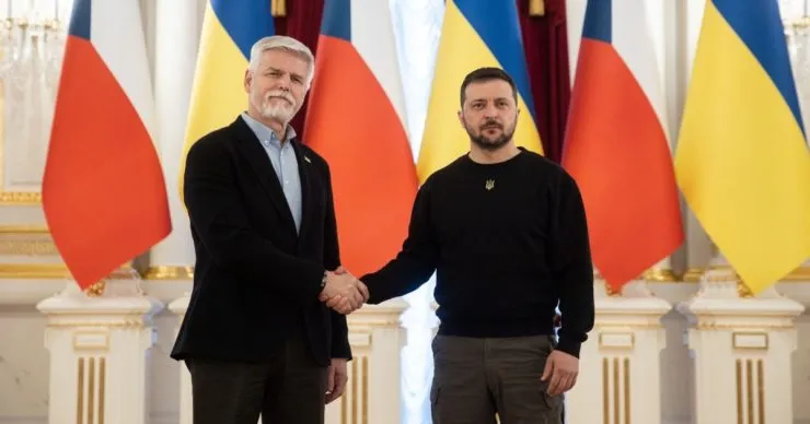 Зеленский посетит Чехию: встреча с президентом Павелом 4 мая