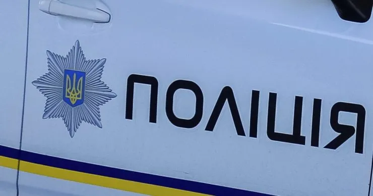 В Одесі чоловік із ножами напав на поліцейських: є поранені