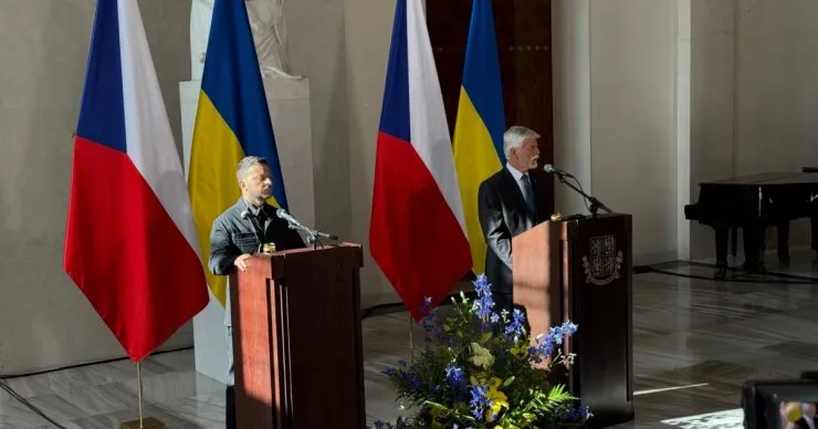 Зеленський оголосив про отримання 1,8 млн снарядів від Чехії у 2025 році