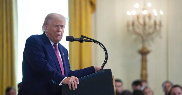 Трамп висловив розчарування Україною та росією, заявивши про можливість мирної угоди