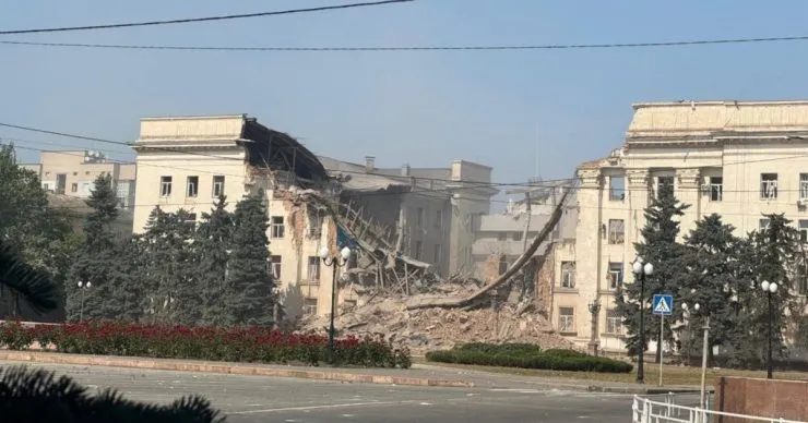 Унаслідок обстрілу Центрального району Херсона росією поранено ще трьох людей