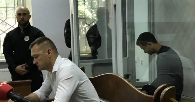 Суд подовжив арешт екс-прокурору Андрію Молочному за смертельну ДТП у Києві