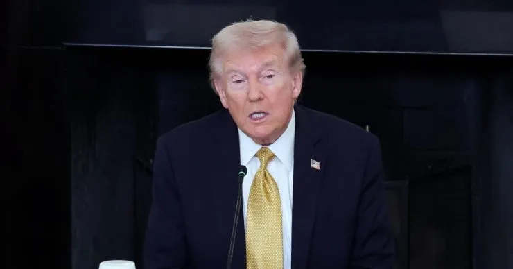 Трамп обрав середній варіант санкцій проти росії: деталі рішення та наслідки