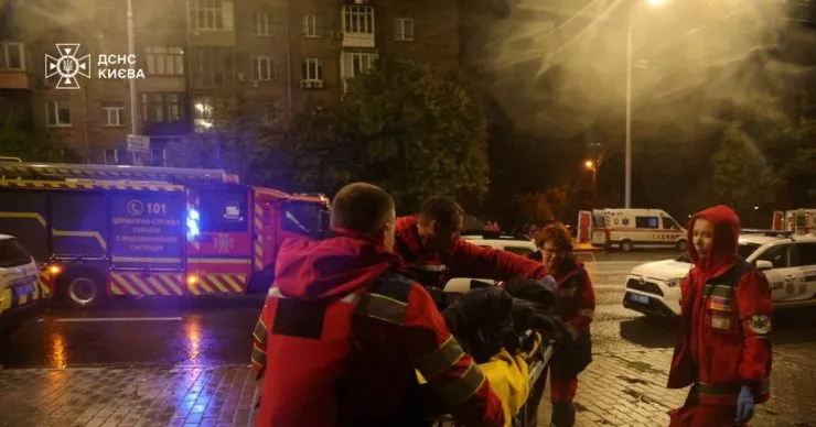 У Києві збільшилася кількість постраждалих під час нічної атаки рф