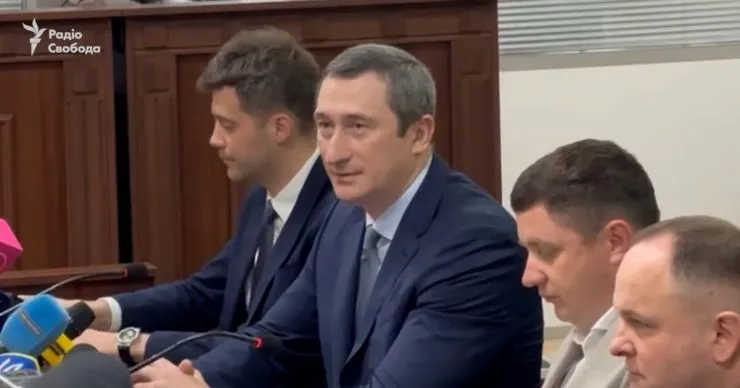 Дружина Олексія Чернишова подала до суду щодо поділу майна для виведення активів з-під арешту