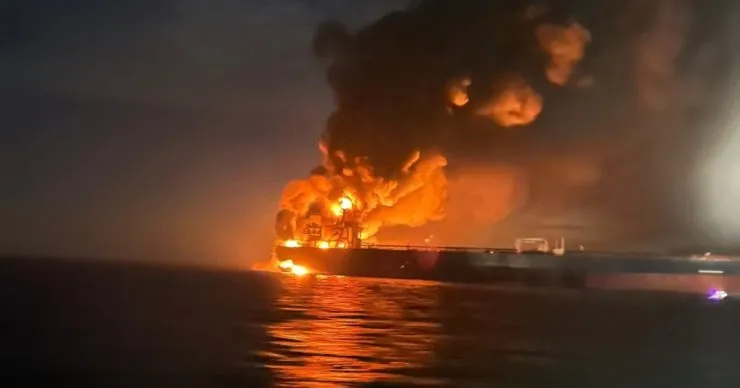 Два российских танкера из «теневого флота» поражены дронами Sea Baby в Черном море