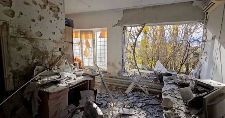 Ранковий обстріл Херсона: четверо поранених, місто зазнає щоденних атак