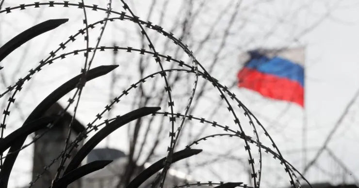 Поліція спростувала фейкове відео з дроном і російським прапором над Києвом