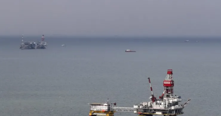 Дроны СБУ нанесли удар по третьей нефтедобывающей платформе рф в Каспийском море