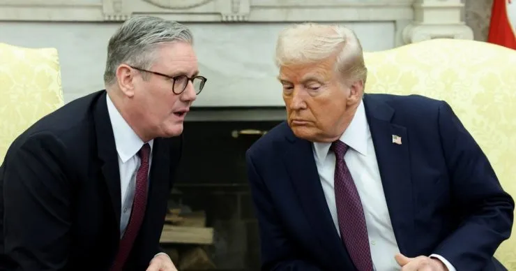 Стармер назвав удари рф по Україні «варварськими» під час розмови з Трампом