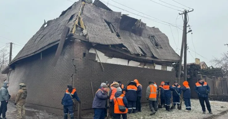 В результате российских обстрелов в Днепропетровской области пострадали трое людей
