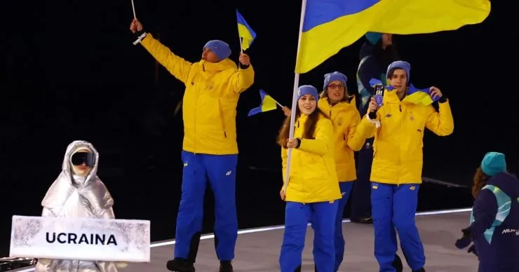 МЗС осудило участие россиянки, которая несла табличку «Украина» на Олимпиаде