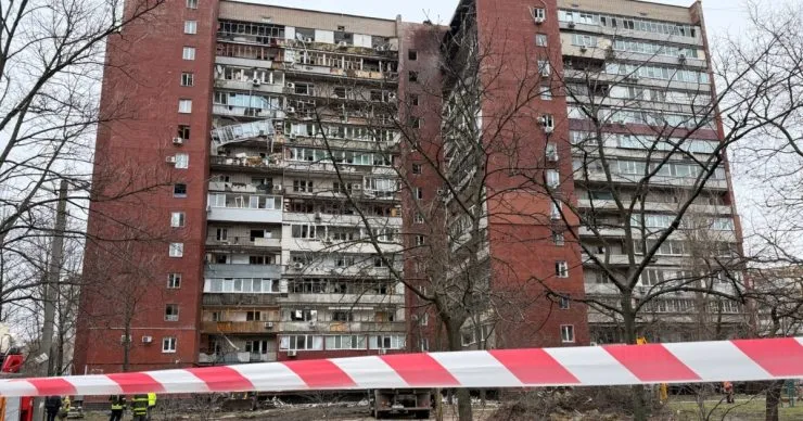 В Днепре количество пострадавших после удара России возросло до 13
