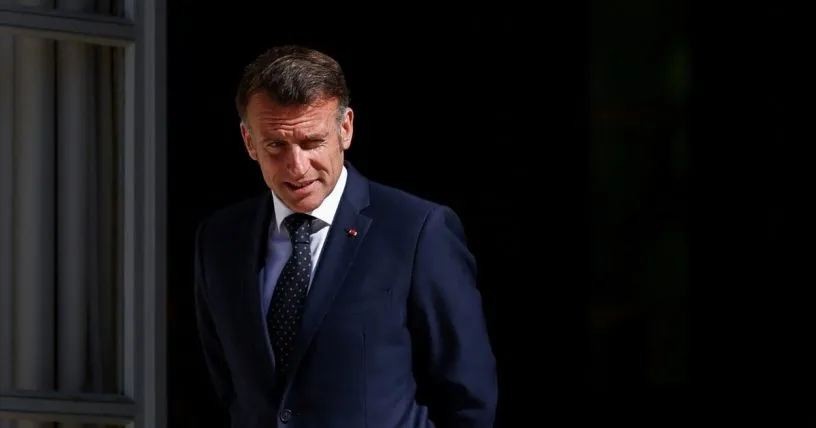 Макрон: піде з політики після завершення каденції 2027 року