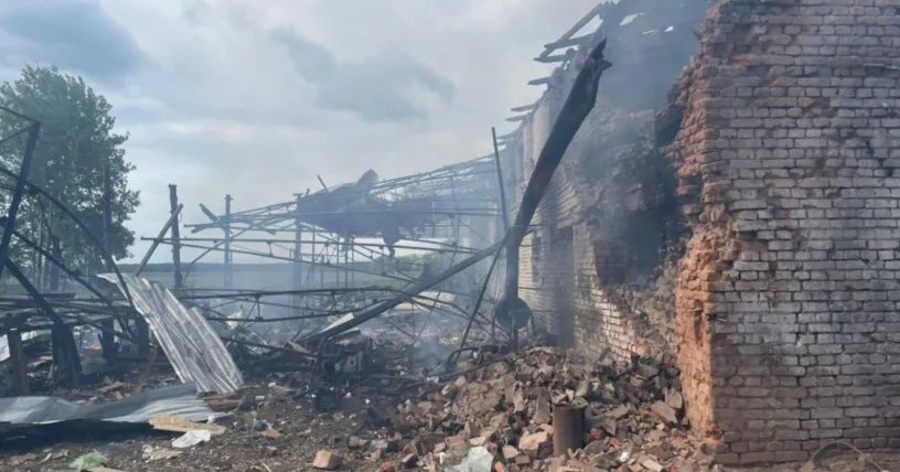 Чернігівщина: через удар дрона на підприємстві загинув чоловік